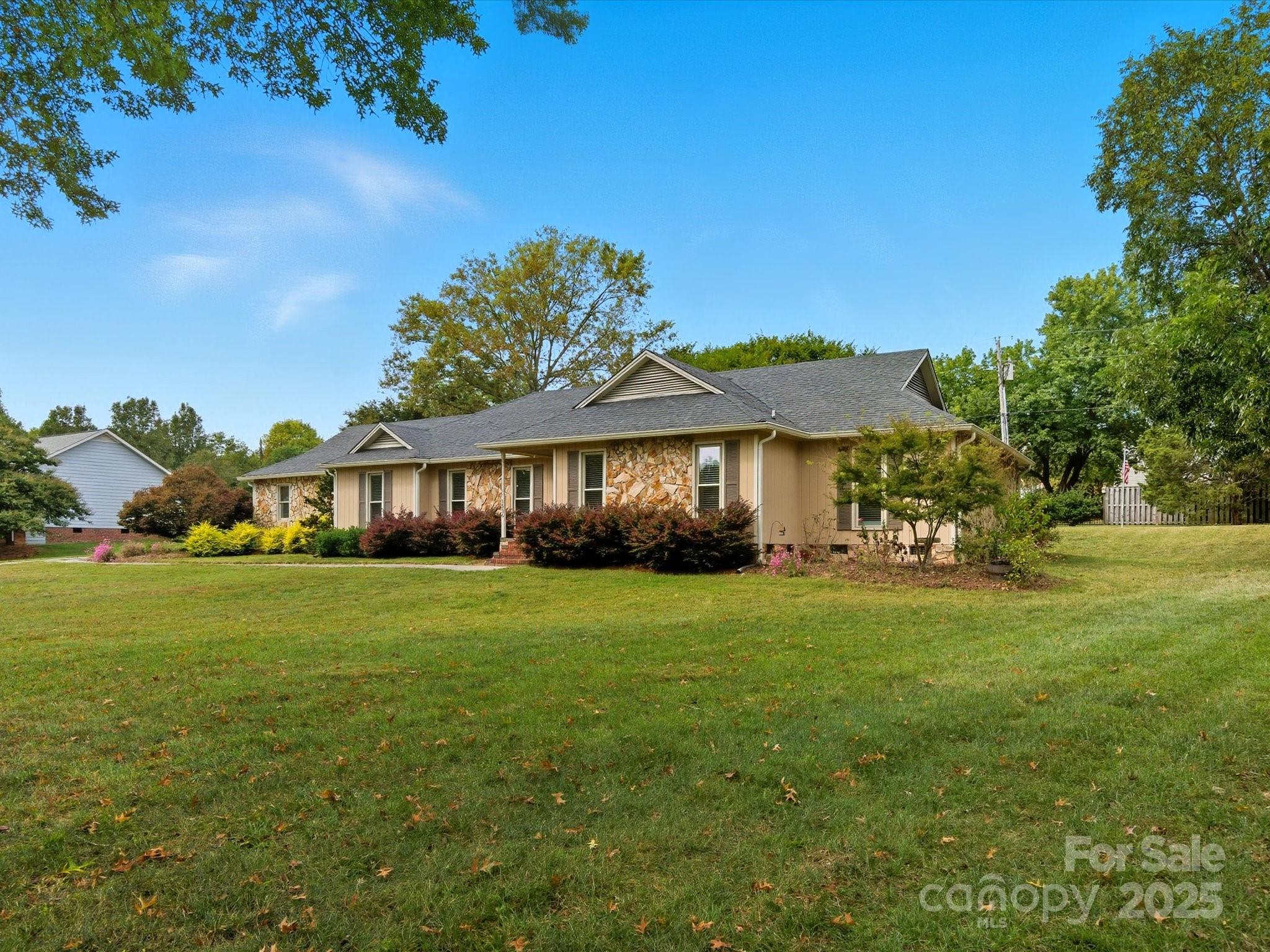 1536 Cobblestone Court