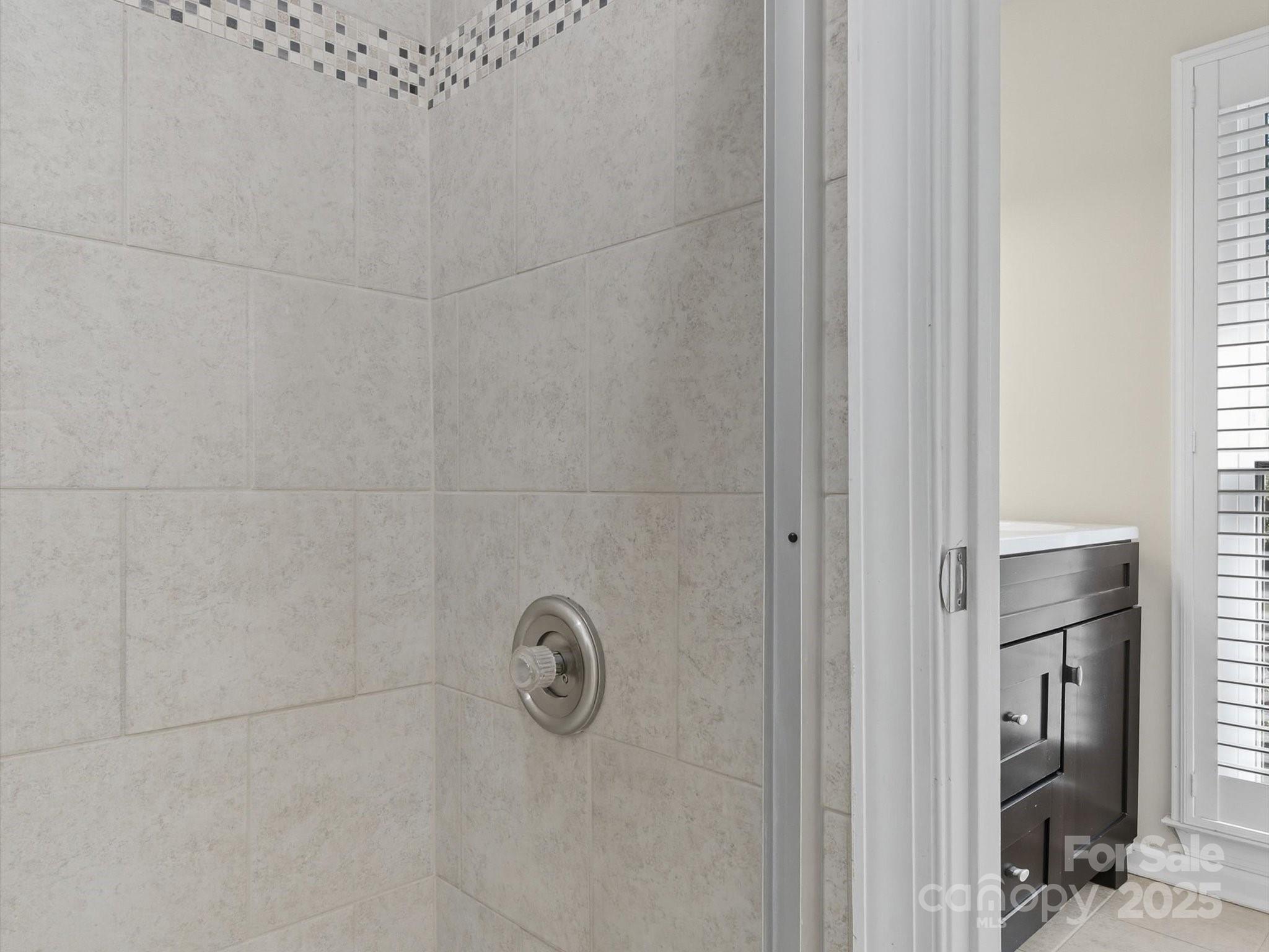 Carowood - Residential