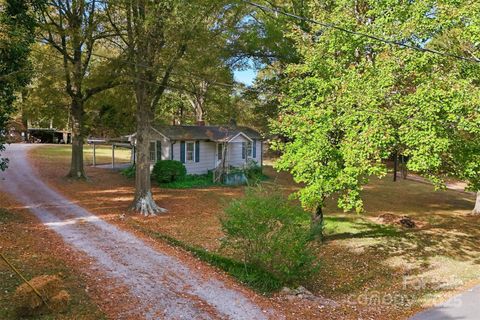 119 Sunset Drive Taylorsville NC 28681