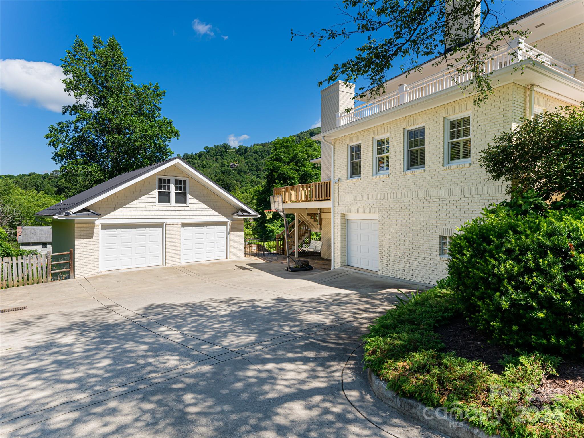 Lakeview Park - Residential