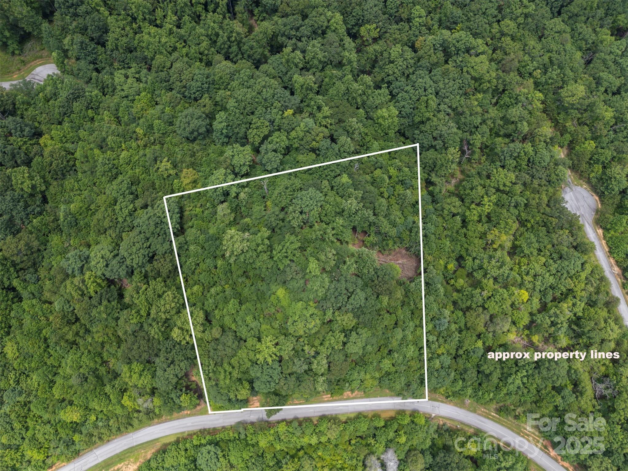 000 Deep Gap Farm Road E