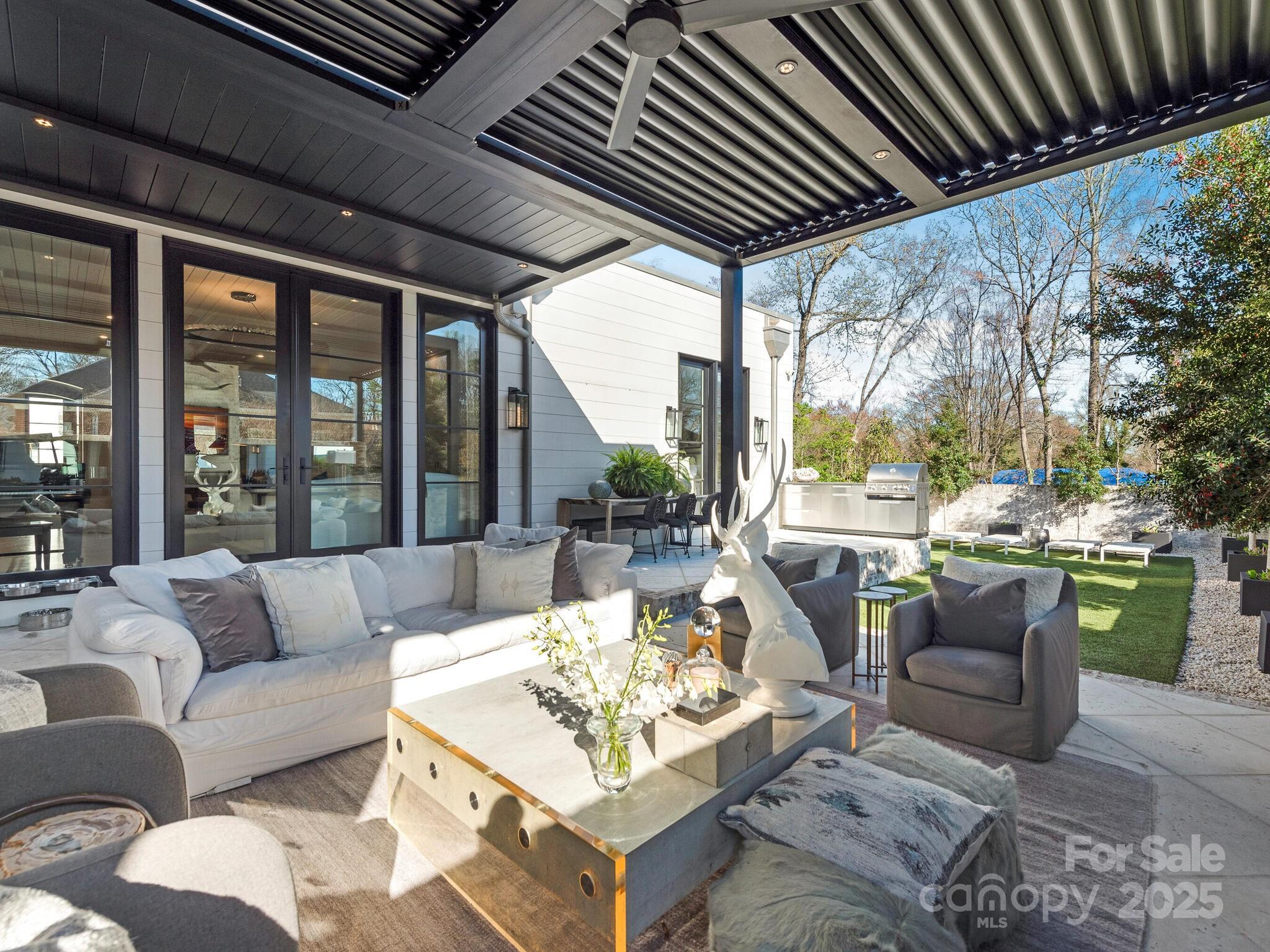 Kenwood Sharon Lane - Residential