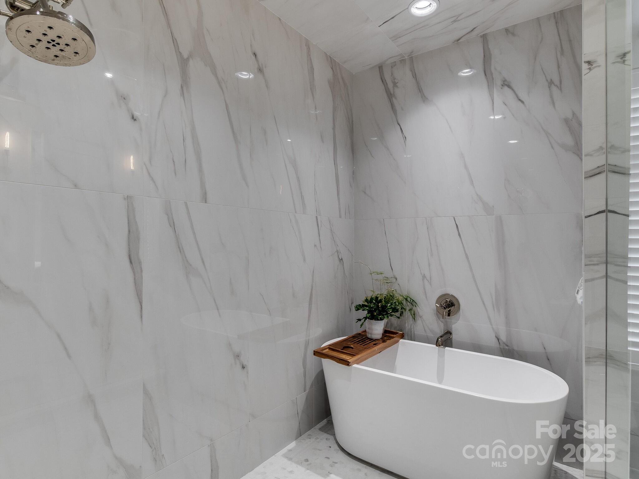 Kenwood Sharon Lane - Residential