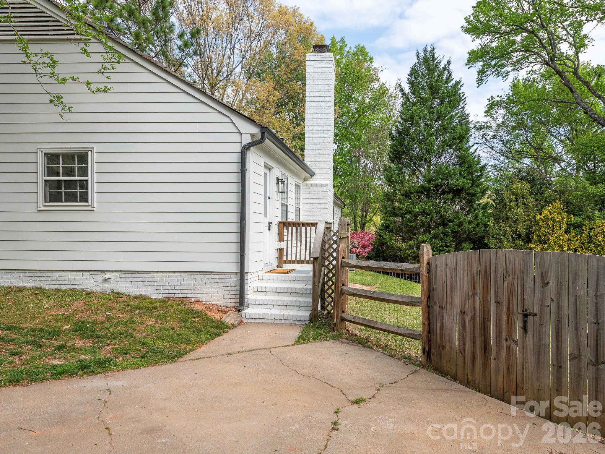 Settlers Landing - Residential