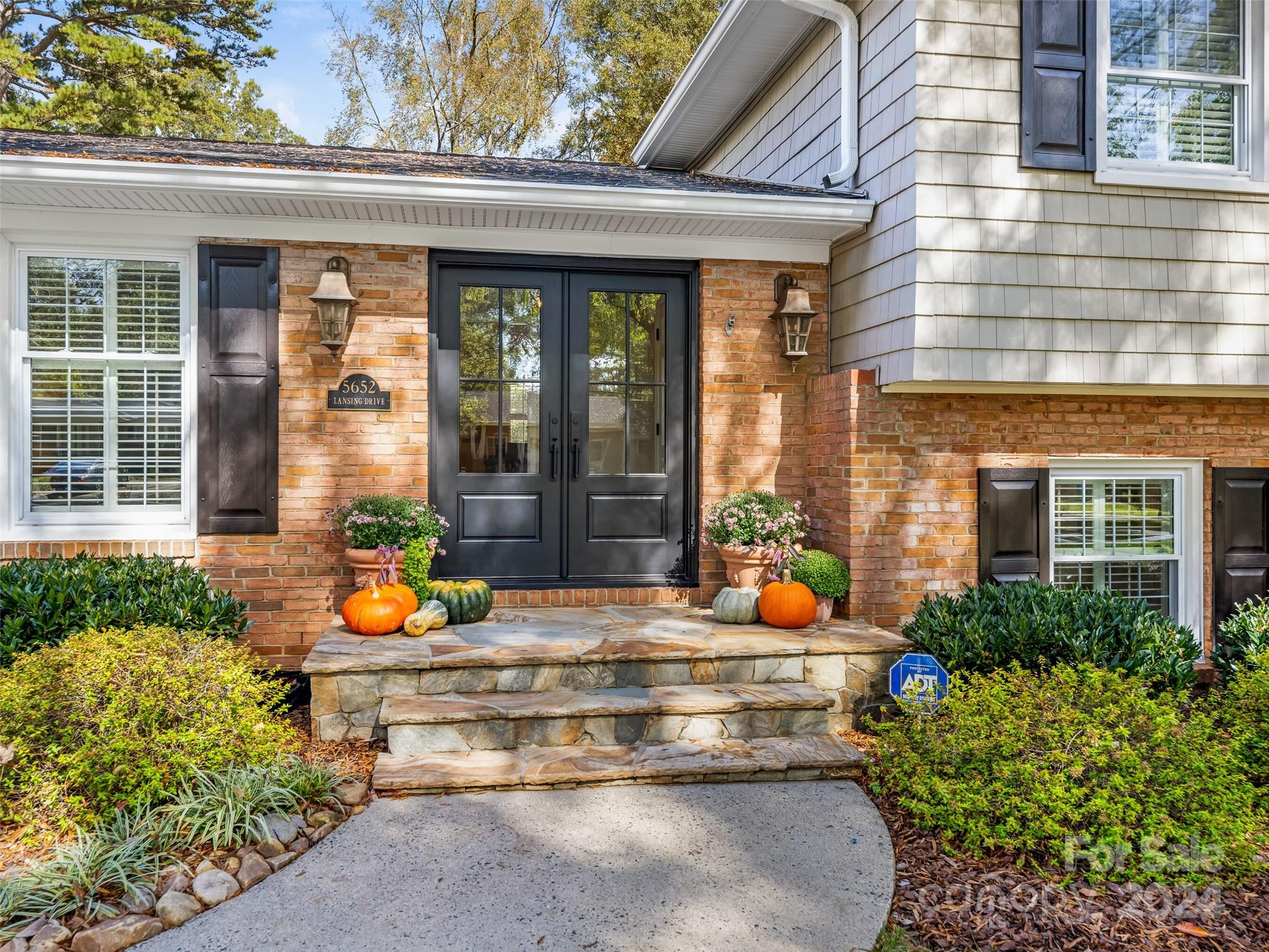 Lansdowne - Residential