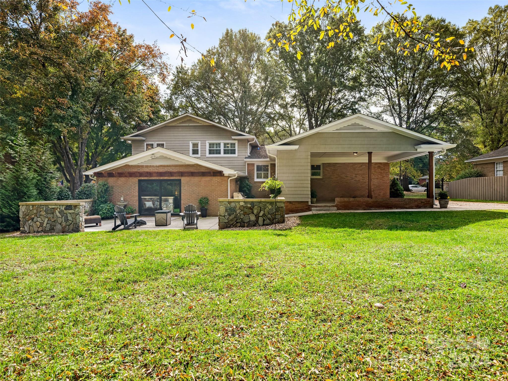 Lansdowne - Residential