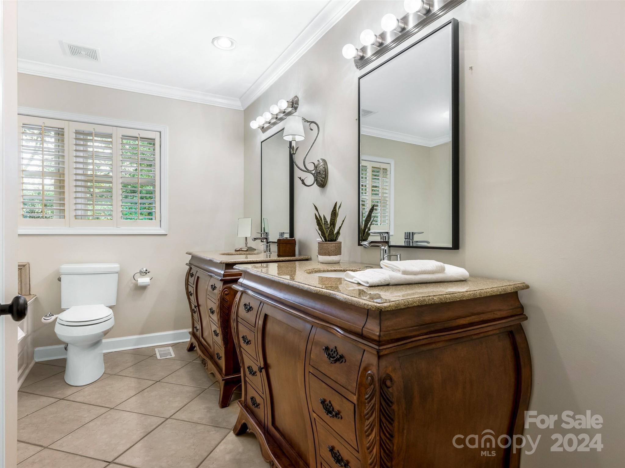 Lansdowne - Residential