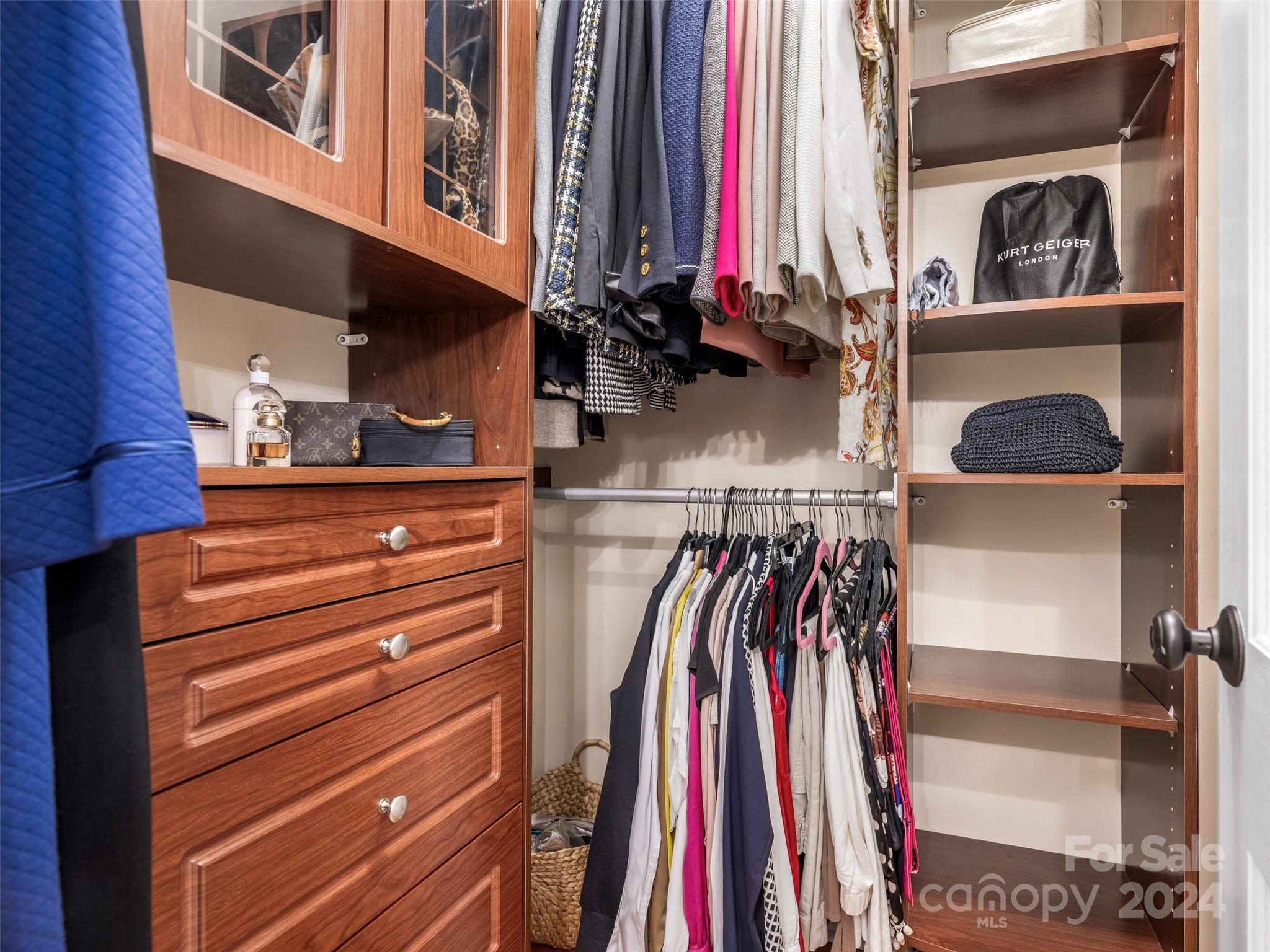 Lansdowne - Residential