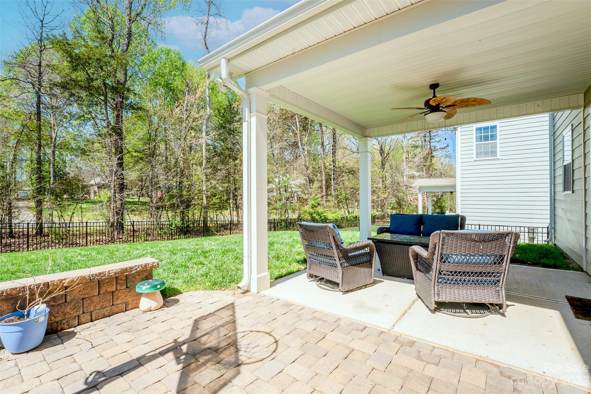 LakeWalk - Residential