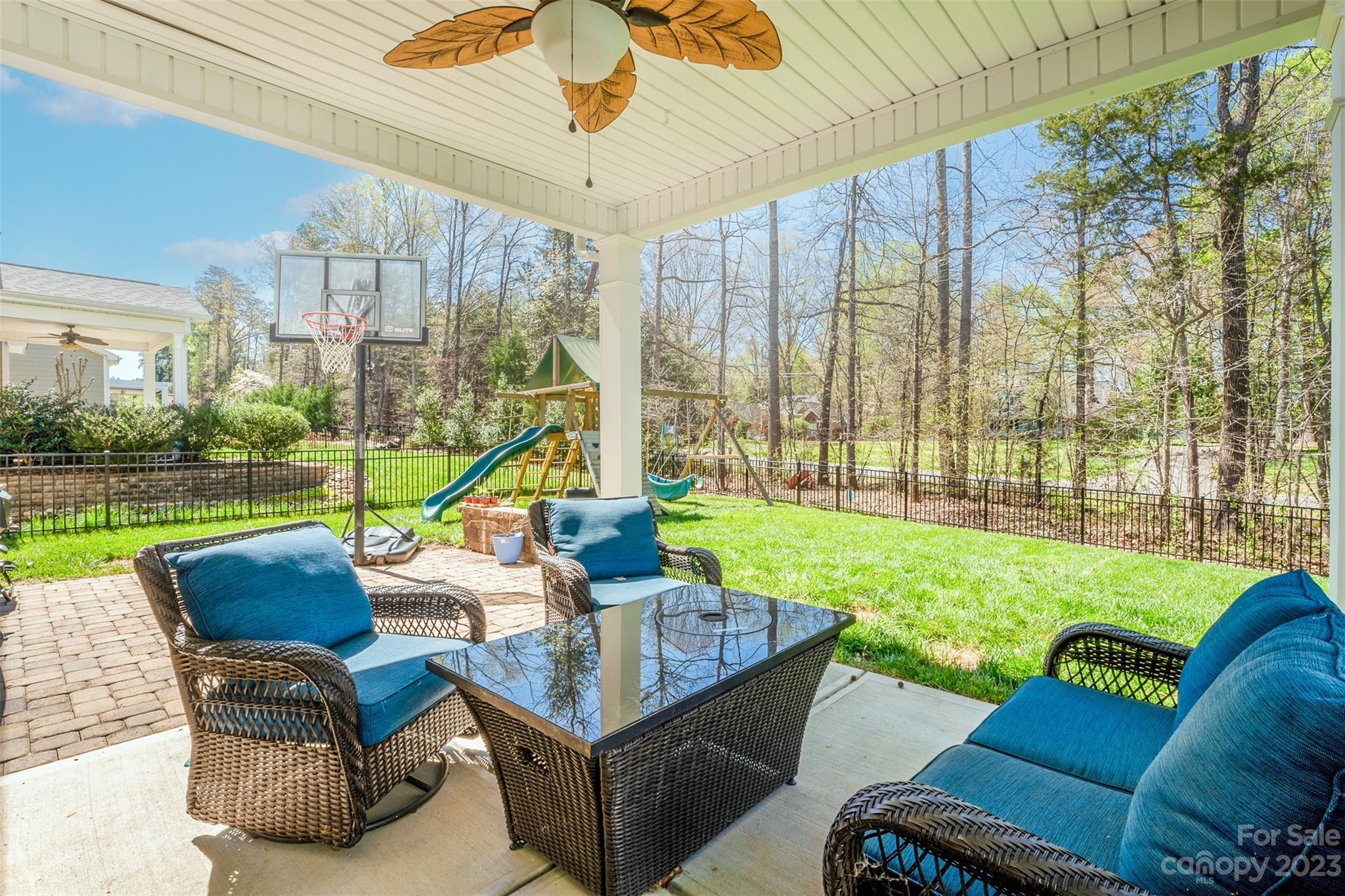 LakeWalk - Residential