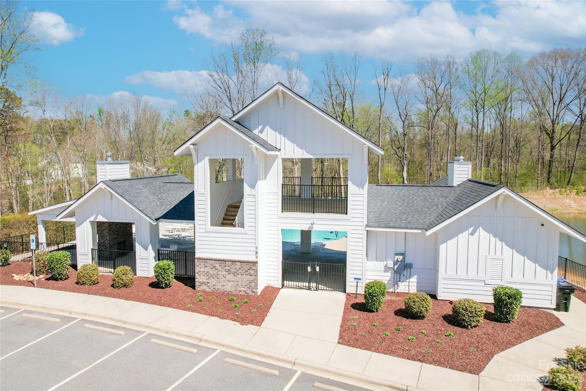 LakeWalk - Residential