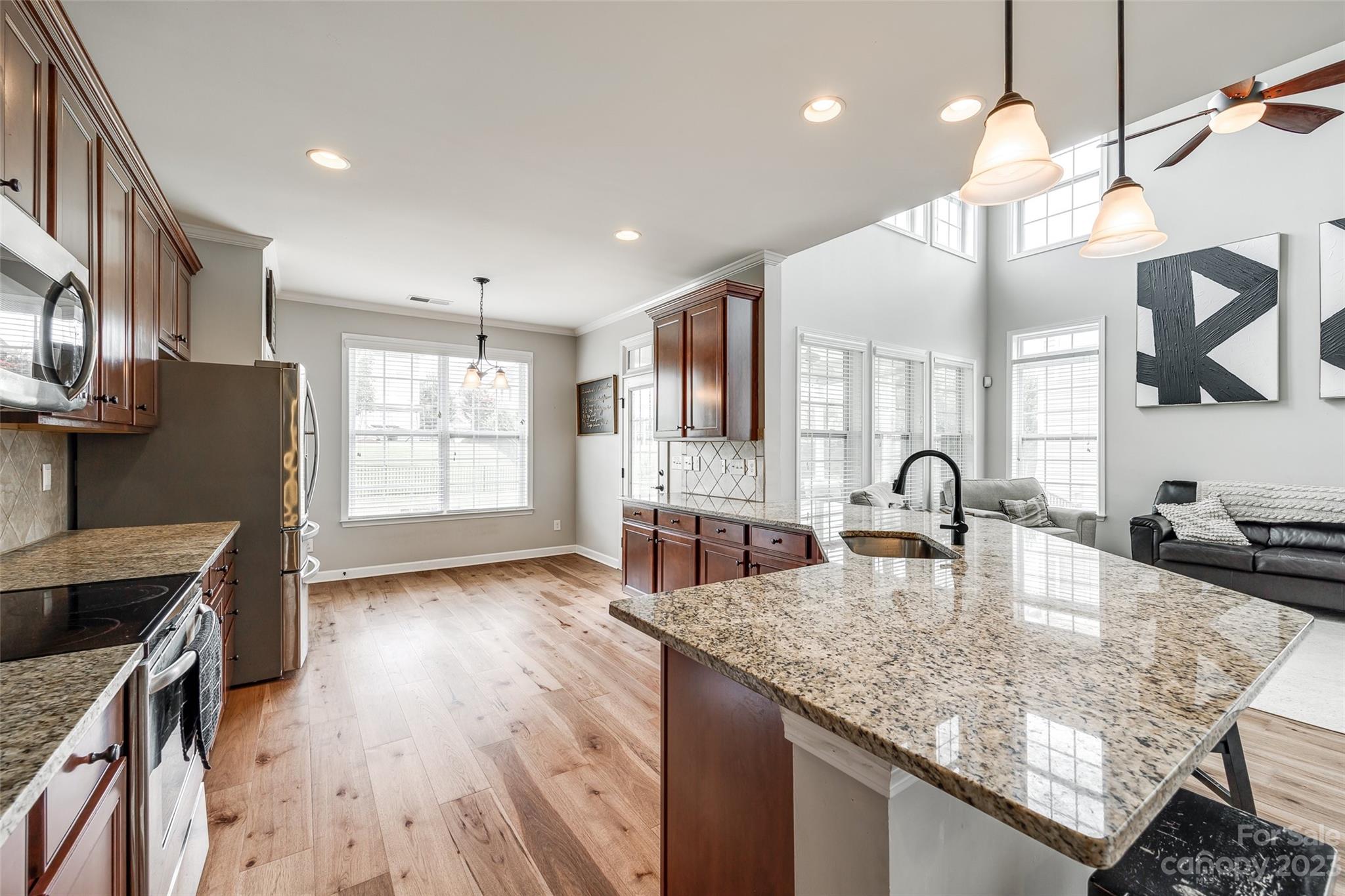 Lake Ridge - Residential