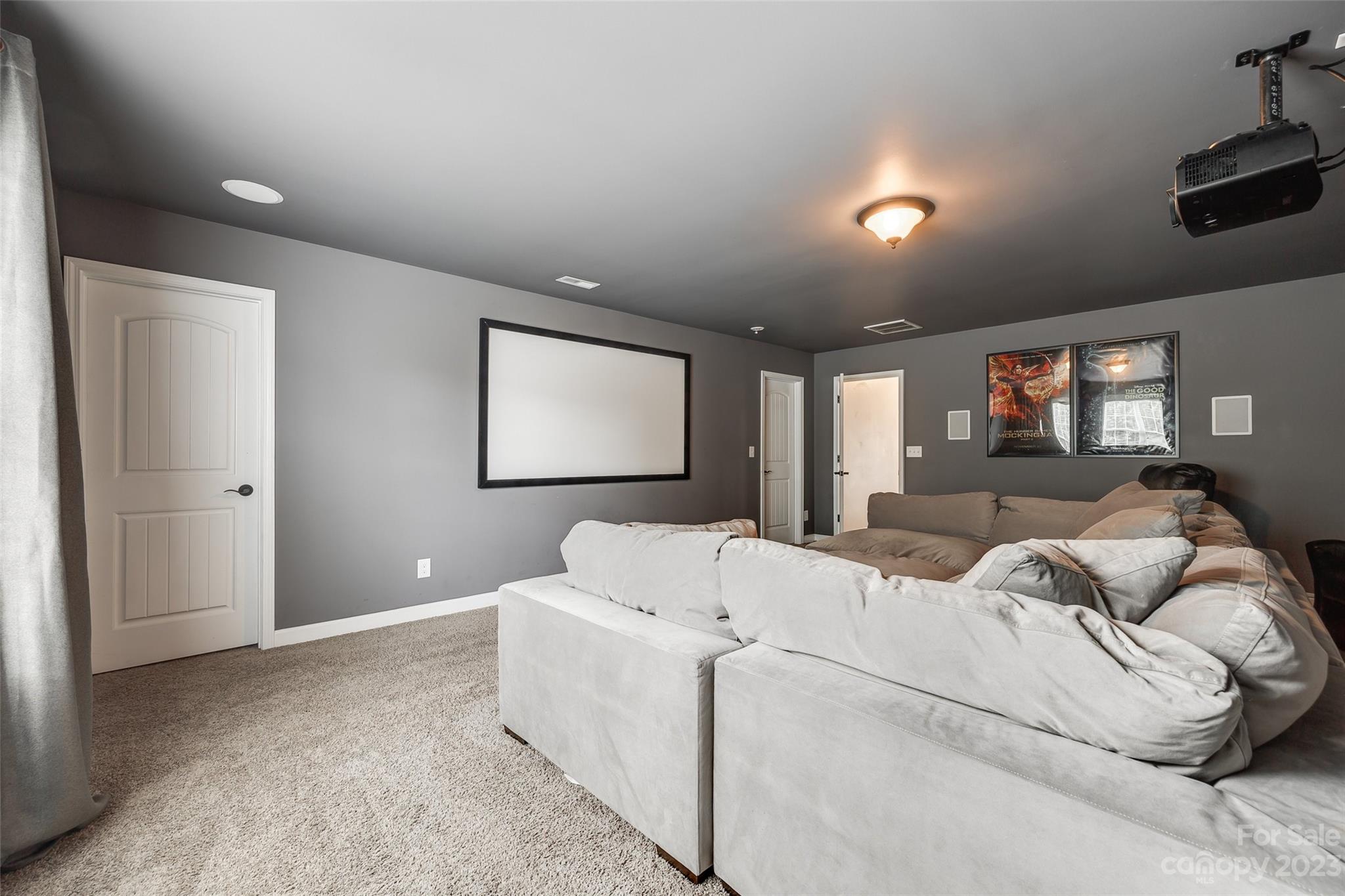 Lake Ridge - Residential