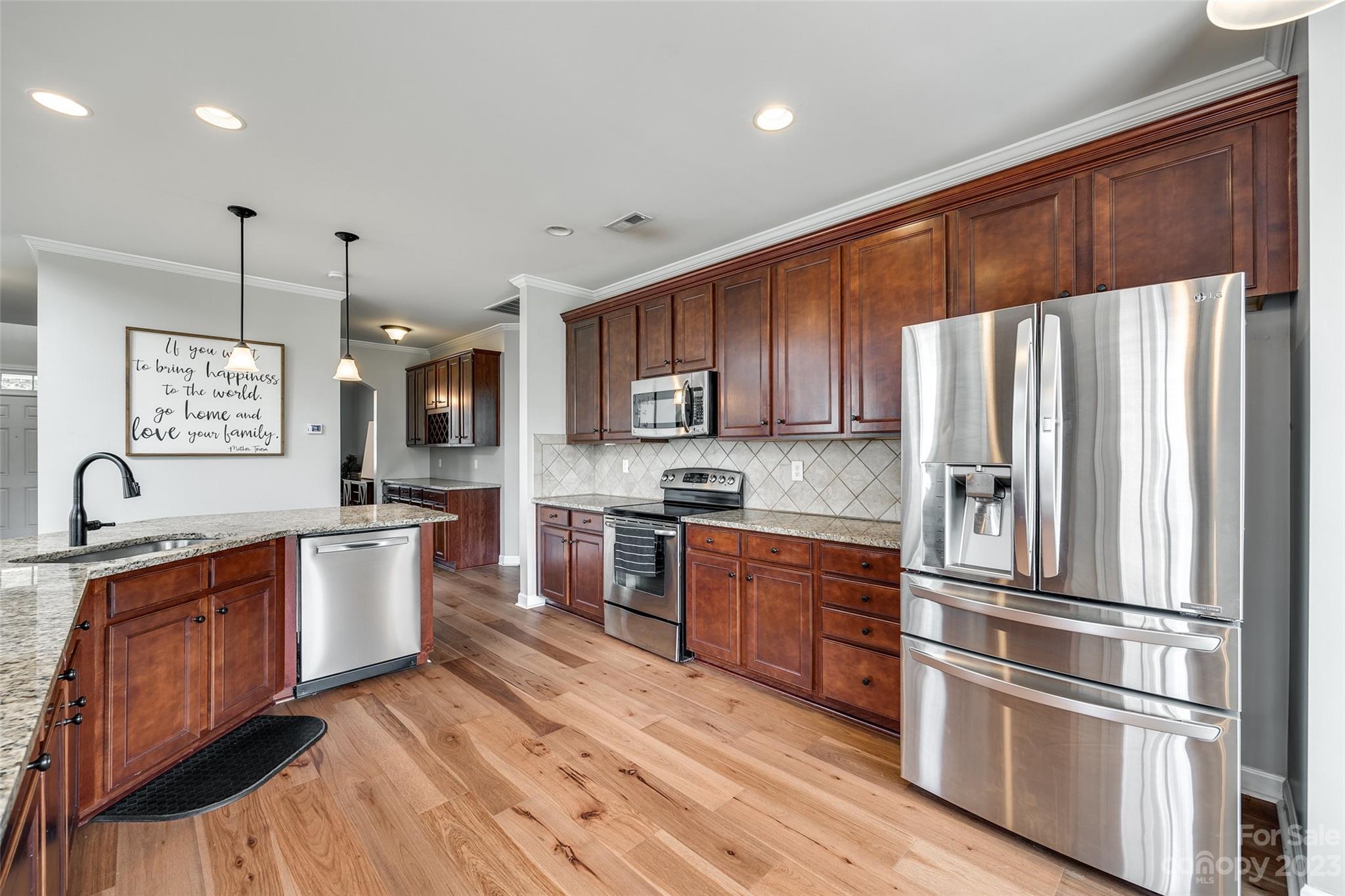 Lake Ridge - Residential