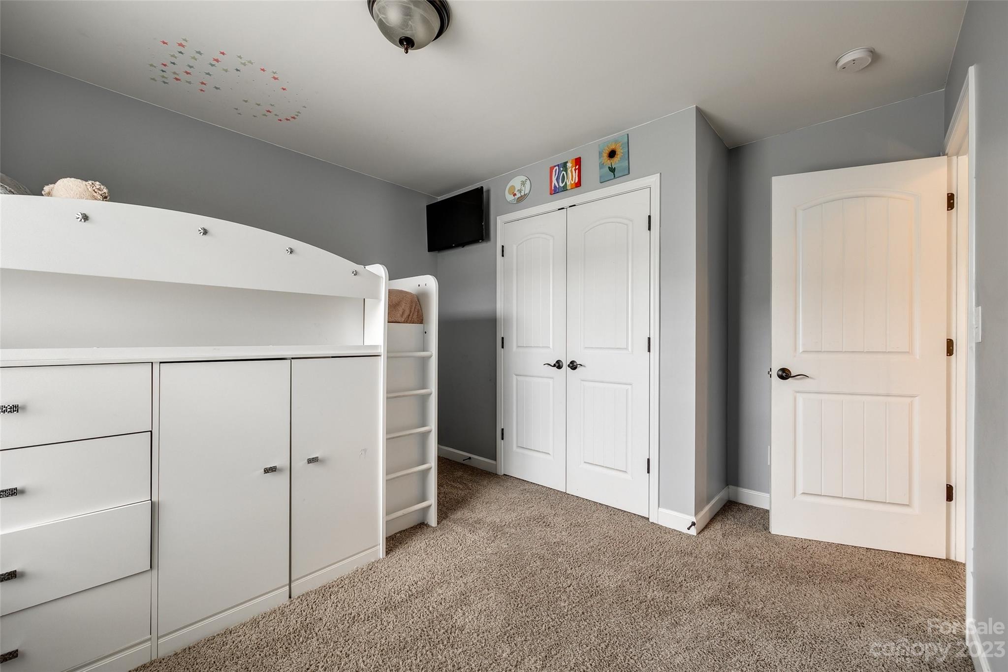 Lake Ridge - Residential