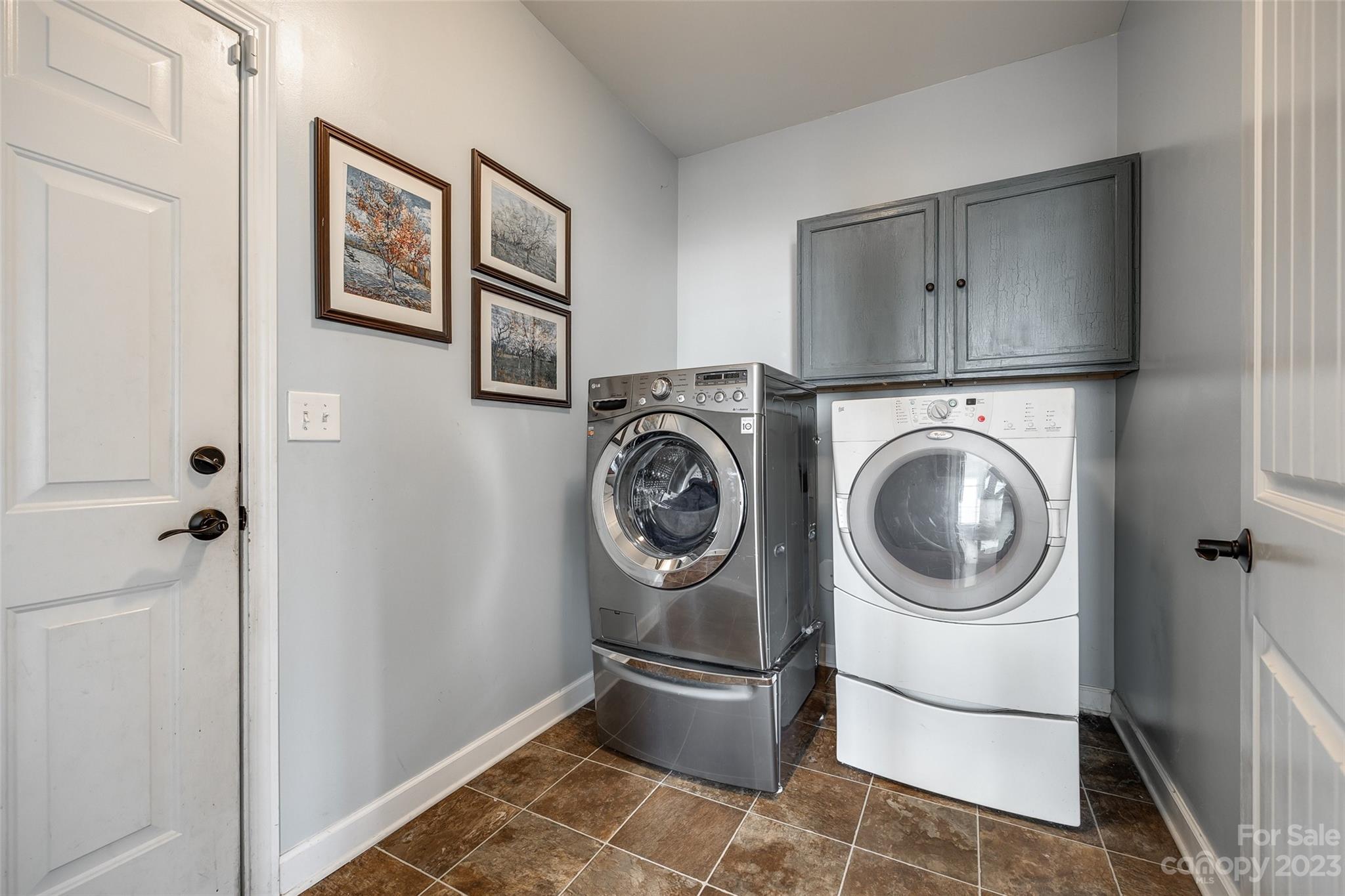 Lake Ridge - Residential