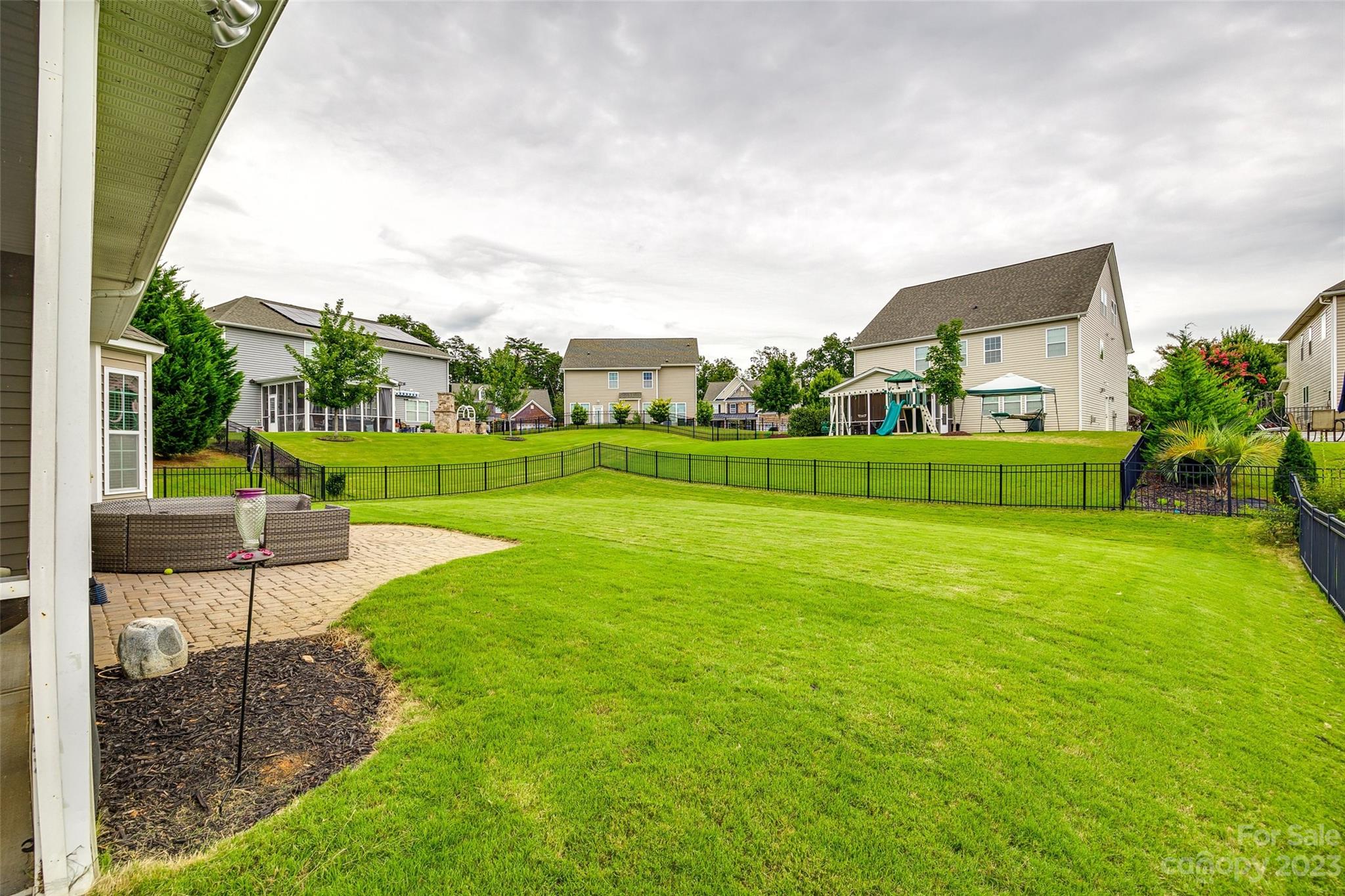 Lake Ridge - Residential