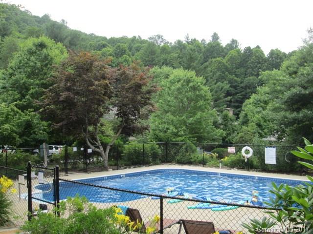 Wolf Laurel - Residential