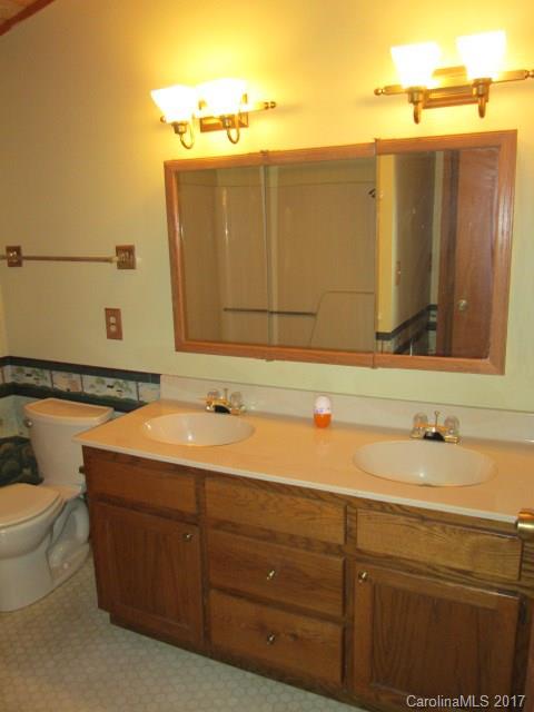 Wolf Laurel - Residential