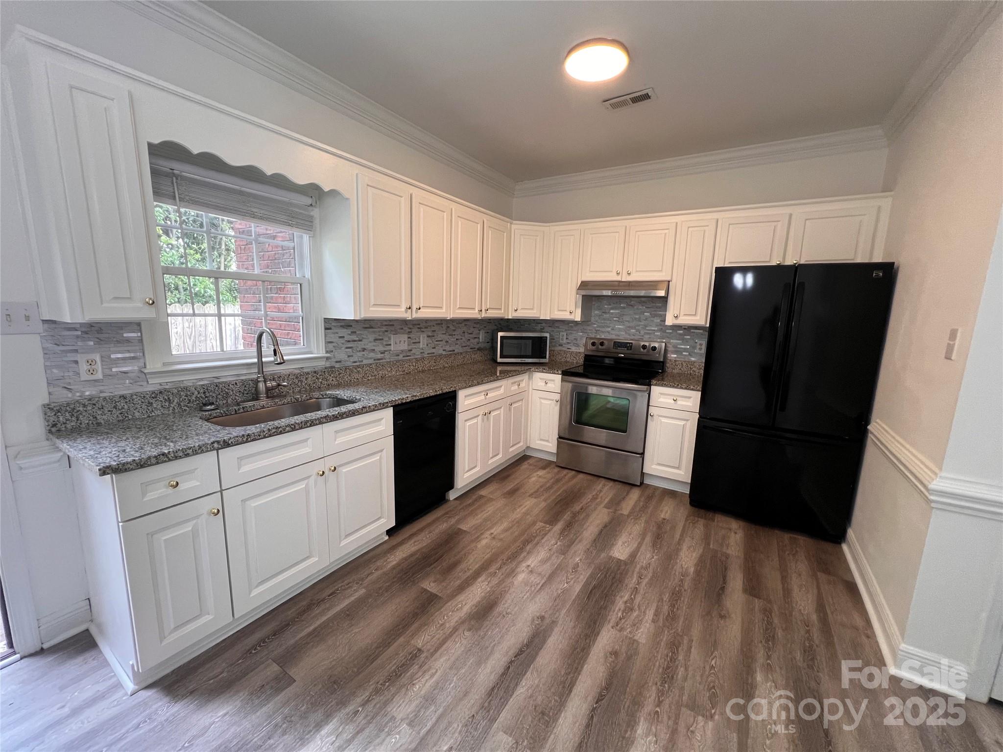 Oakland Villas - Residential