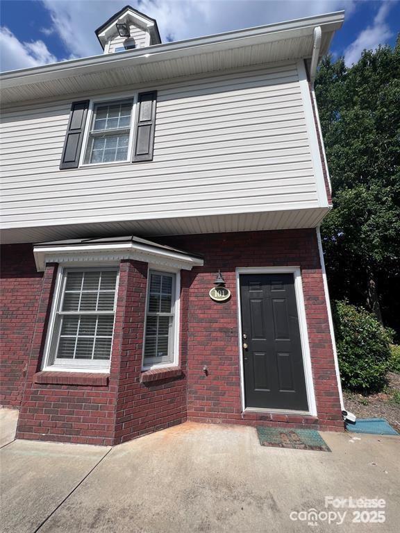 405 N Wilson Street 101