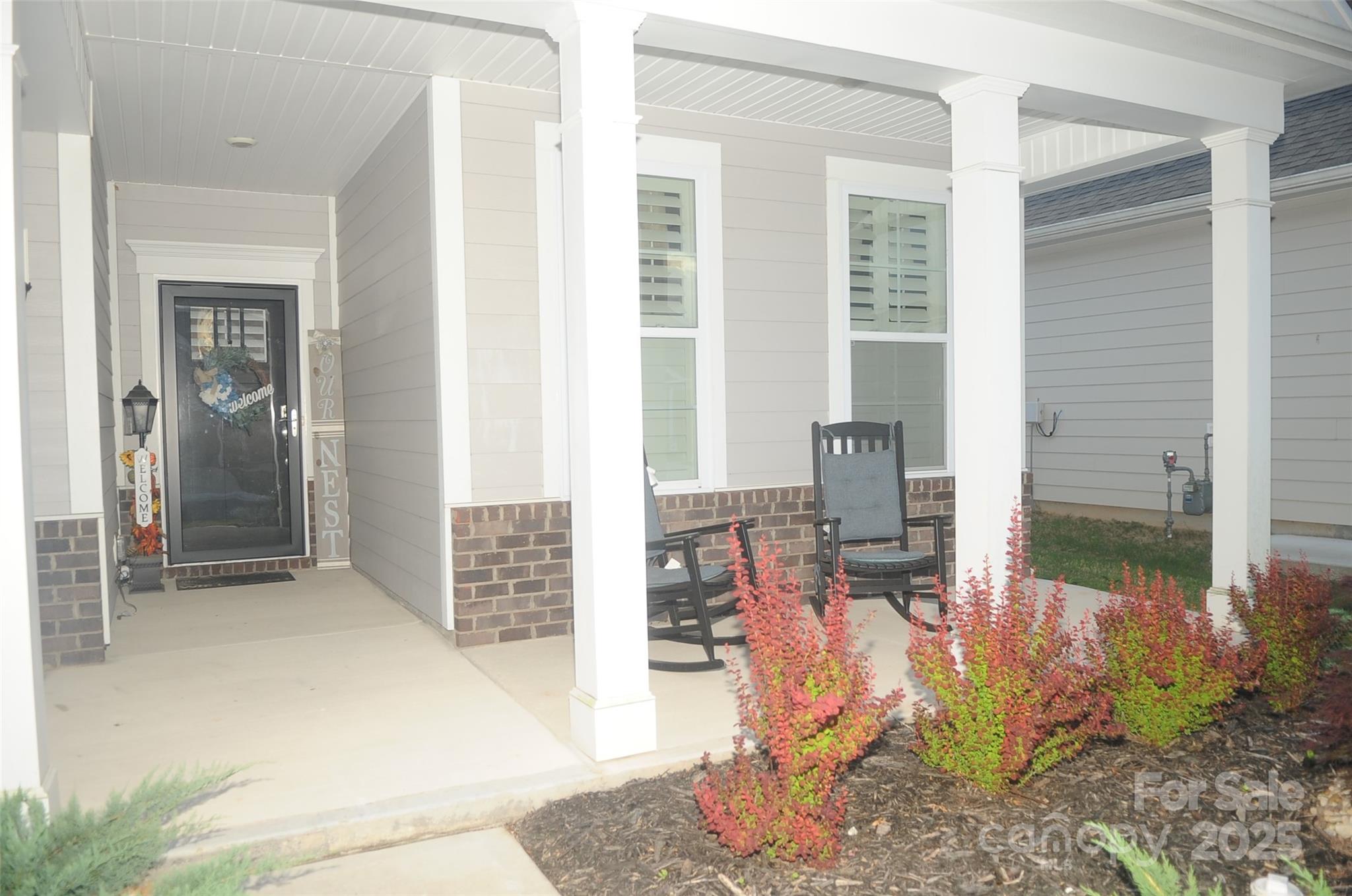 813 LATROBE Drive 365