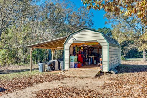 A home in Richburg