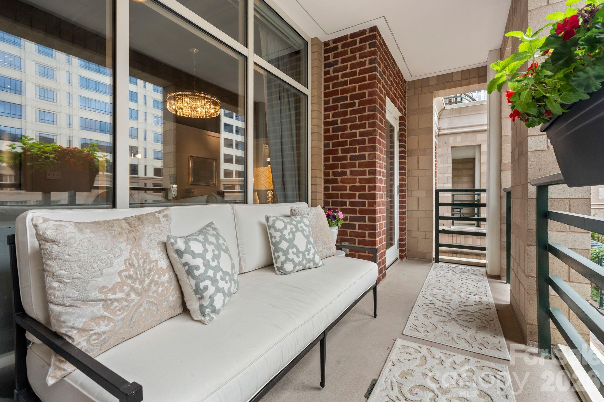 400 North Church - Residential