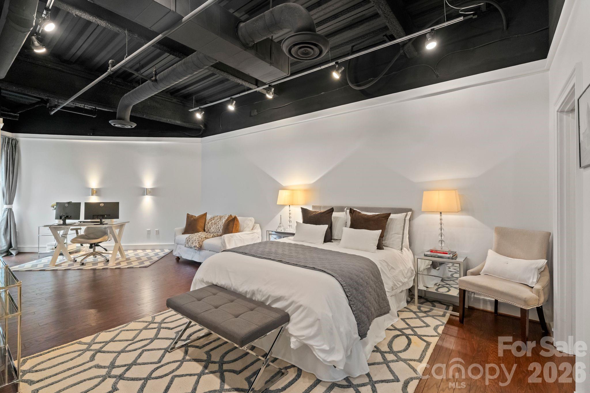 400 North Church - Residential