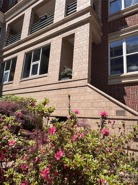 Photo of 400 N Church Street, Charlotte, NC 28202 (MLS # 4372058)