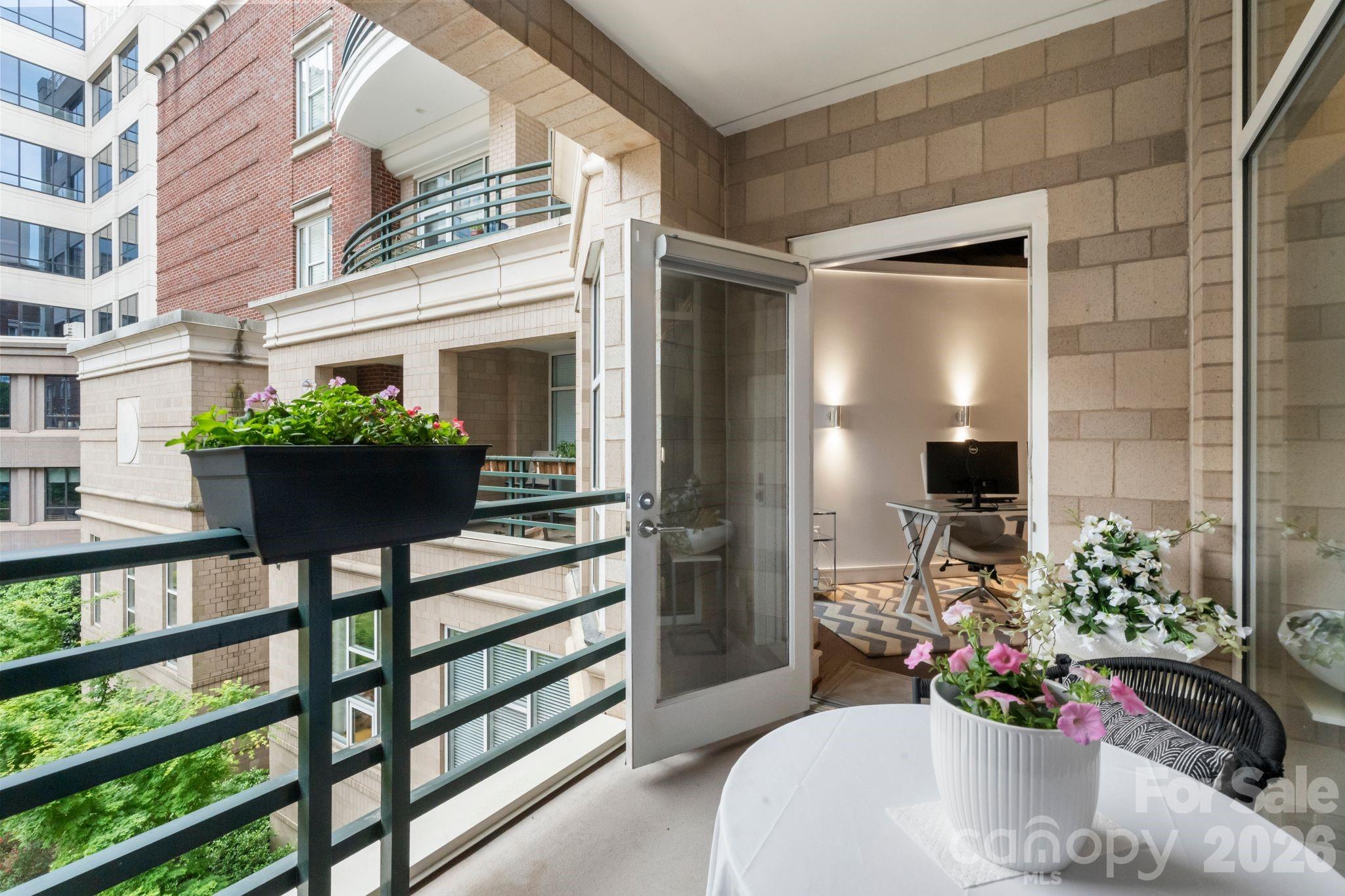 400 North Church - Residential