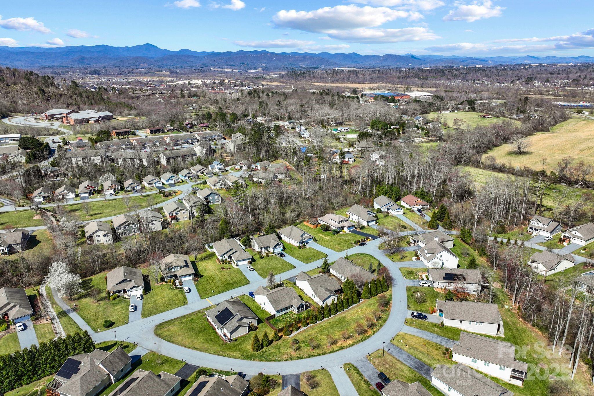 The Cottages of Fox Glen - Residential