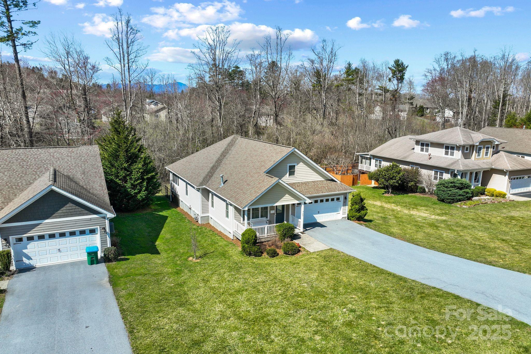The Cottages of Fox Glen - Residential