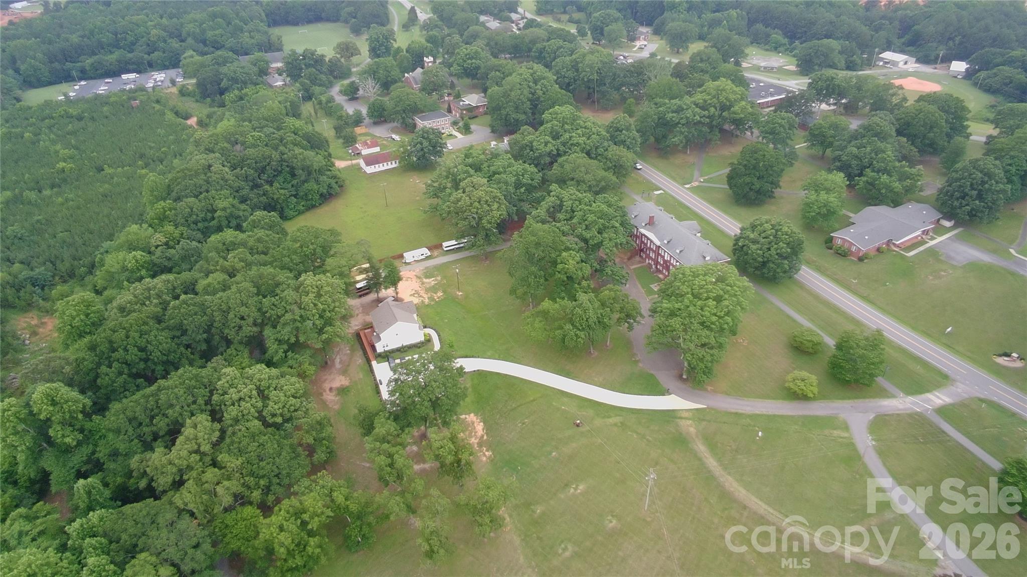 122 Frazier Loop