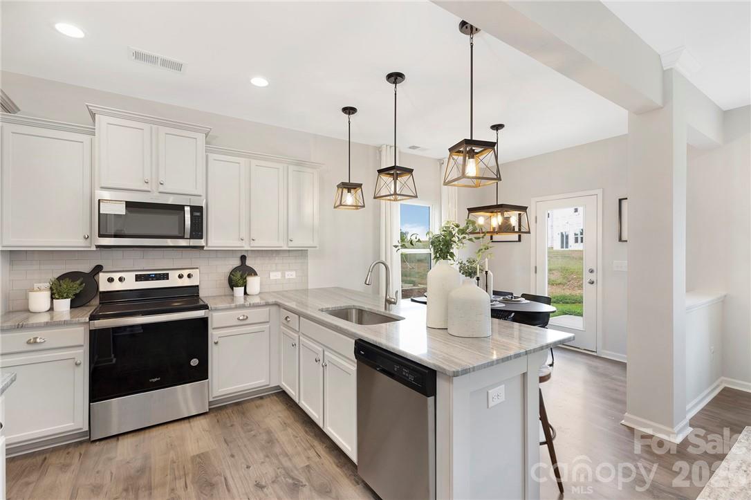 1133 Lorrie Lane 404p