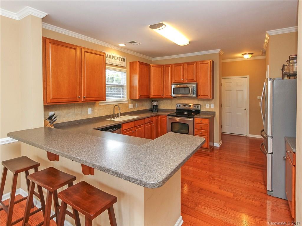 Ridge Pointe - Residential