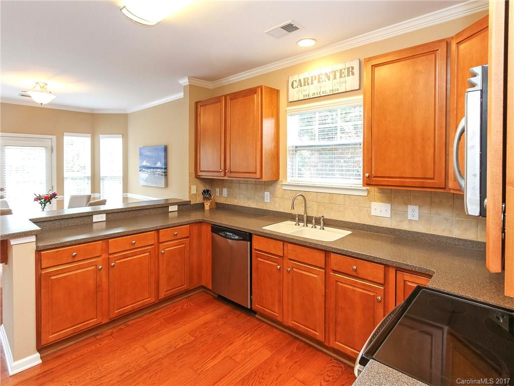 Ridge Pointe - Residential