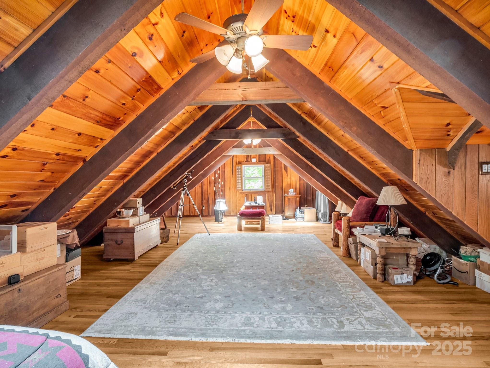 Cane Creek Mountain - Residential