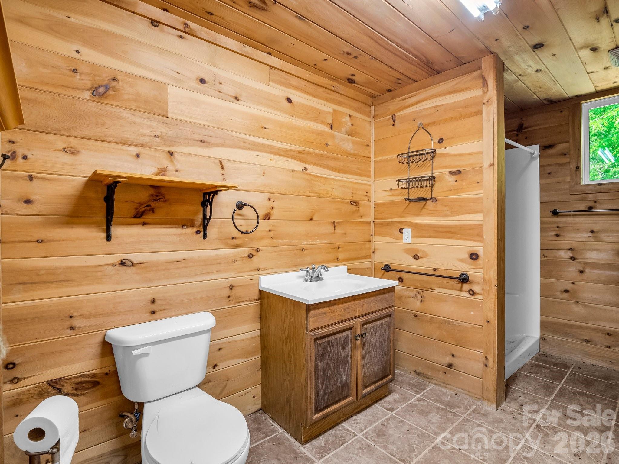 Cane Creek Mountain - Residential