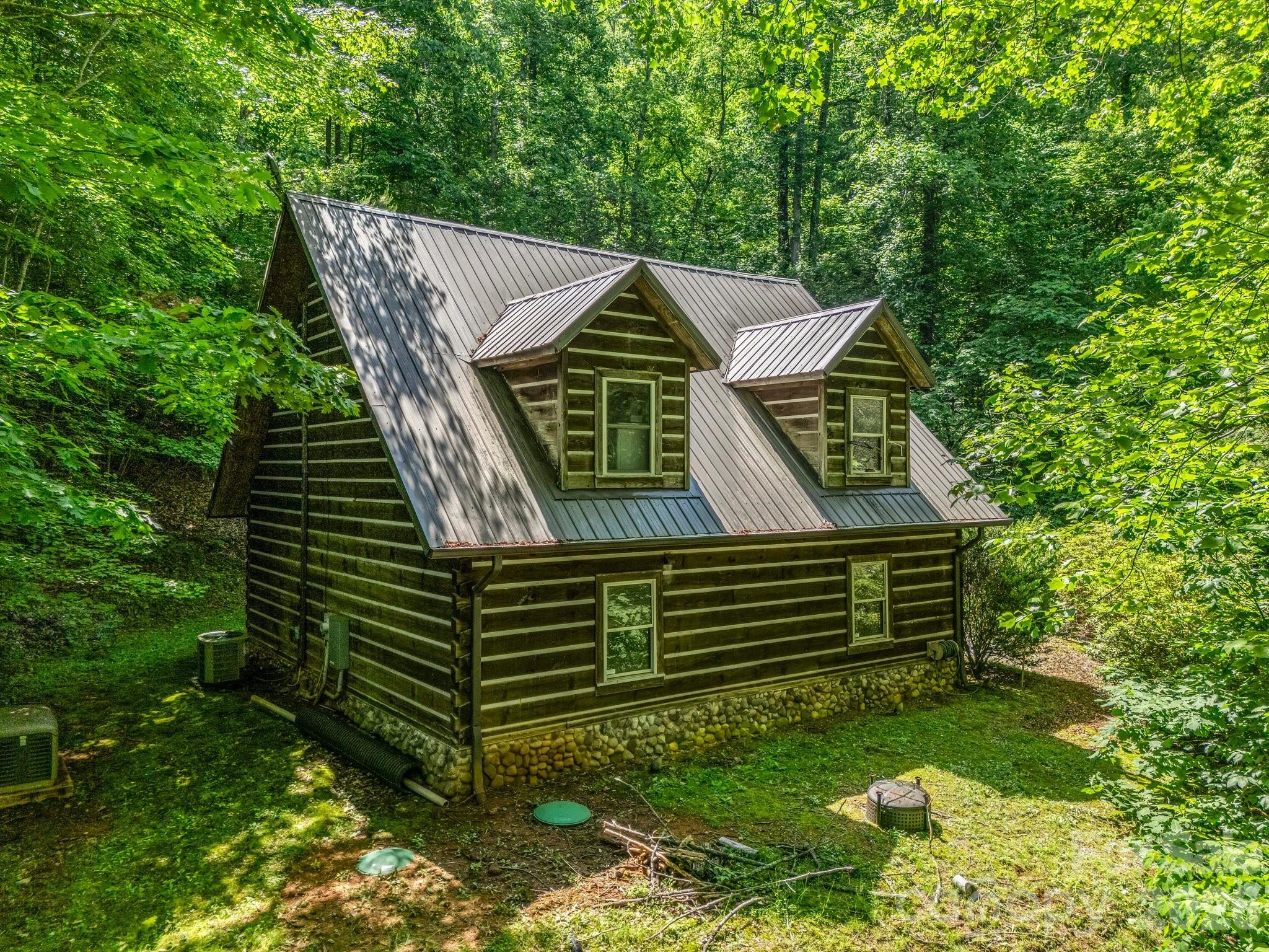 Cane Creek Mountain - Residential