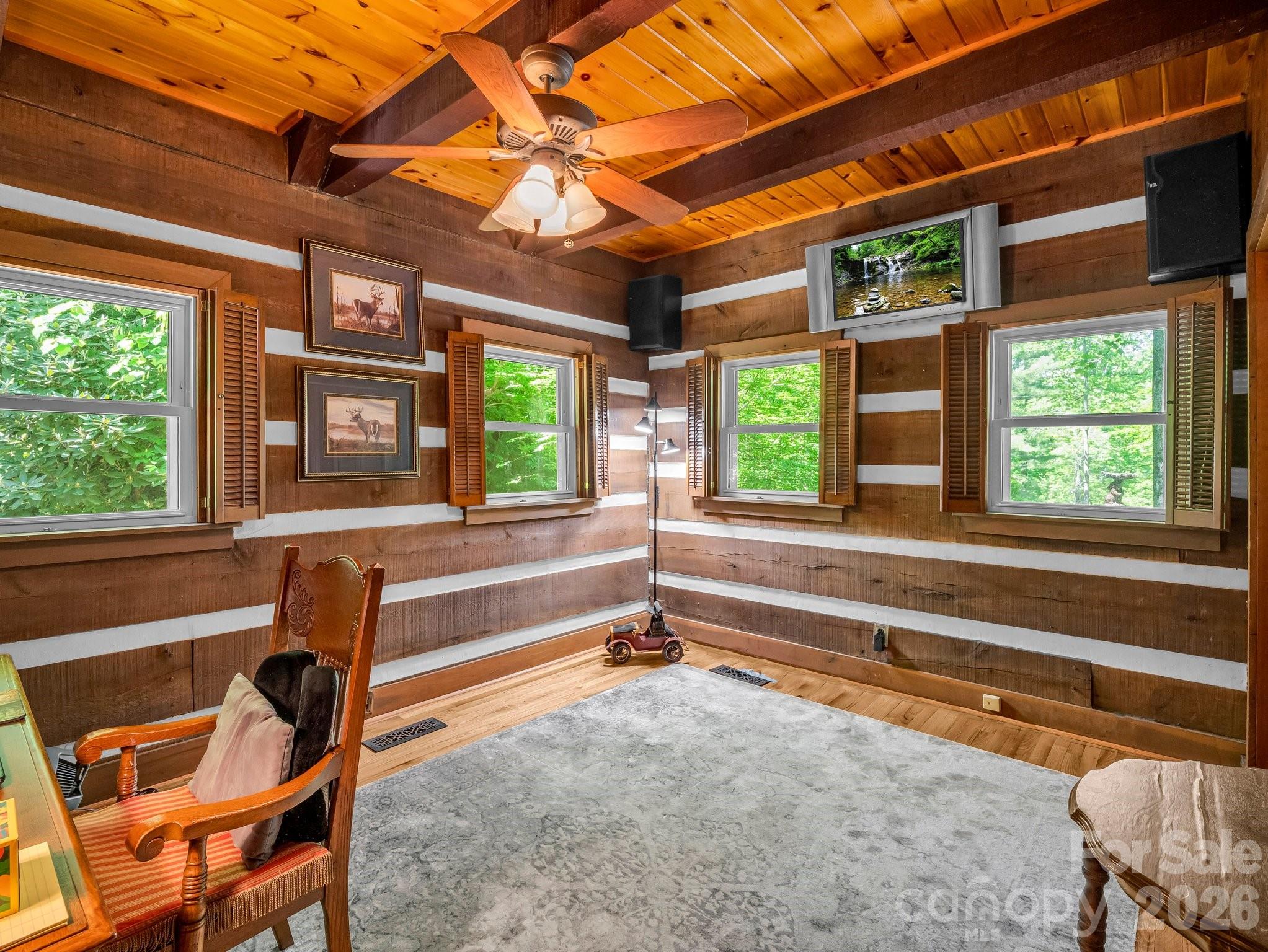 Cane Creek Mountain - Residential