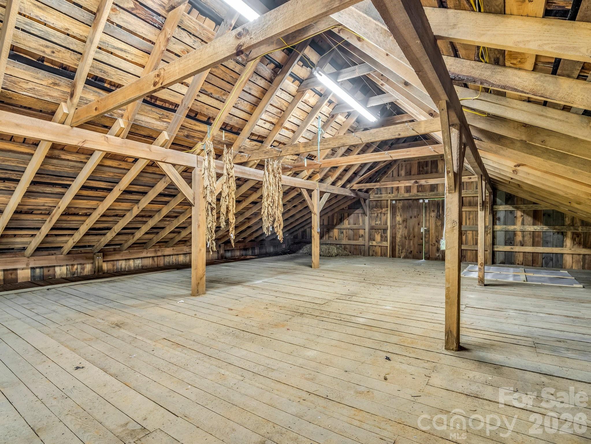 Cane Creek Mountain - Residential