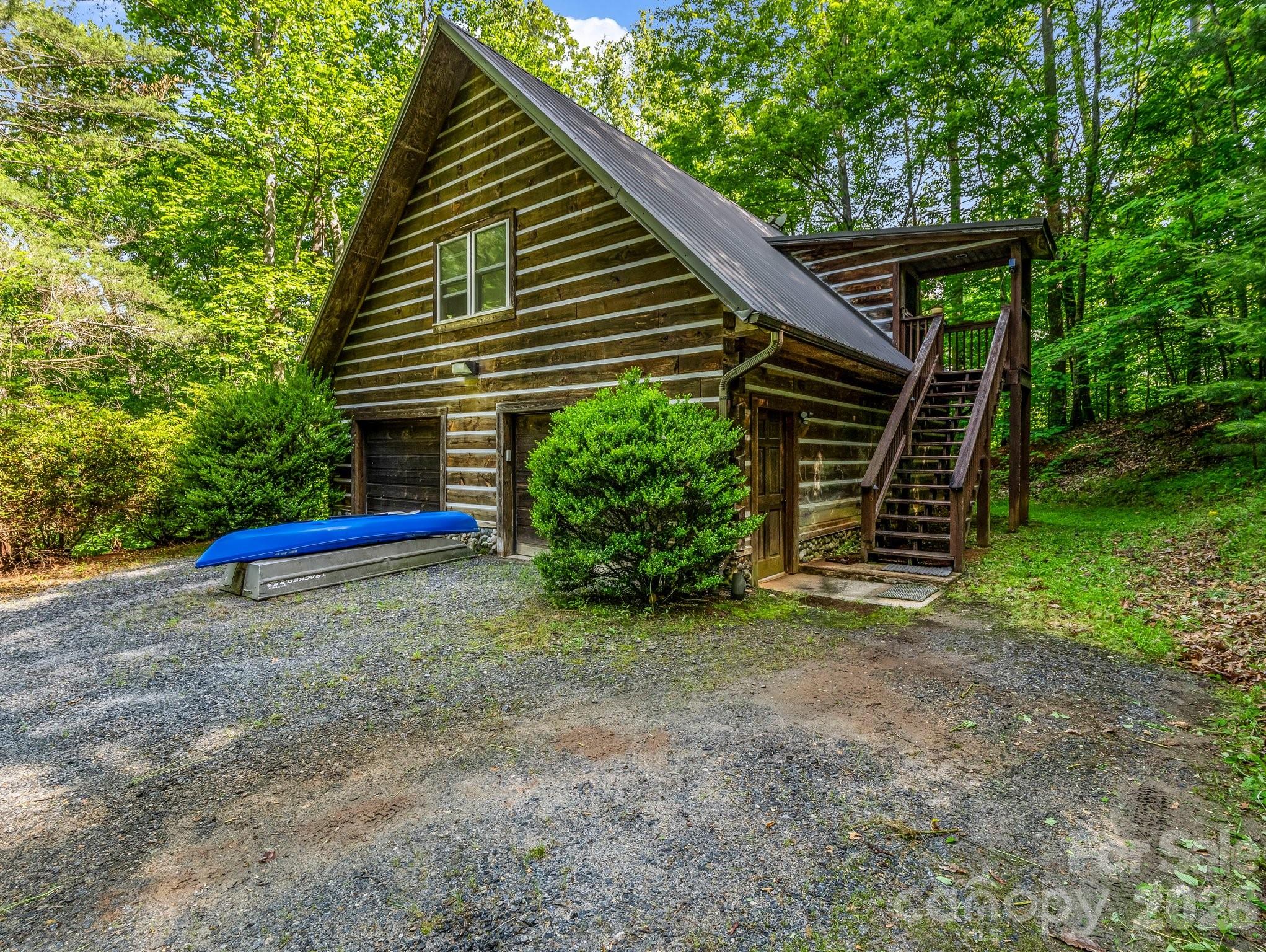 Cane Creek Mountain - Residential
