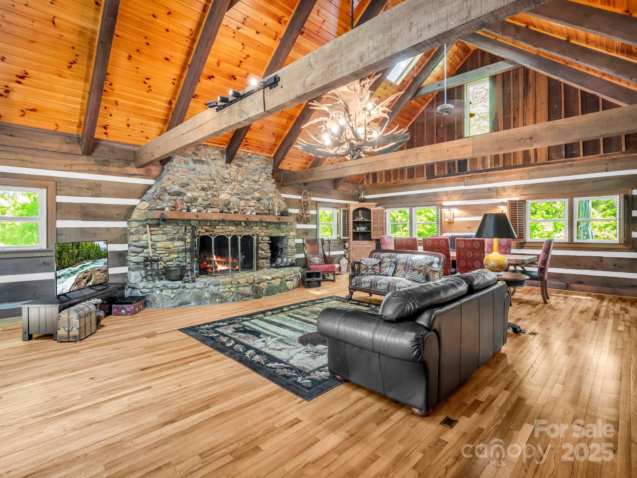 980 Mountain Forest Drive