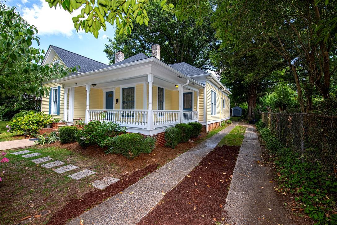 Downtown District - Residential