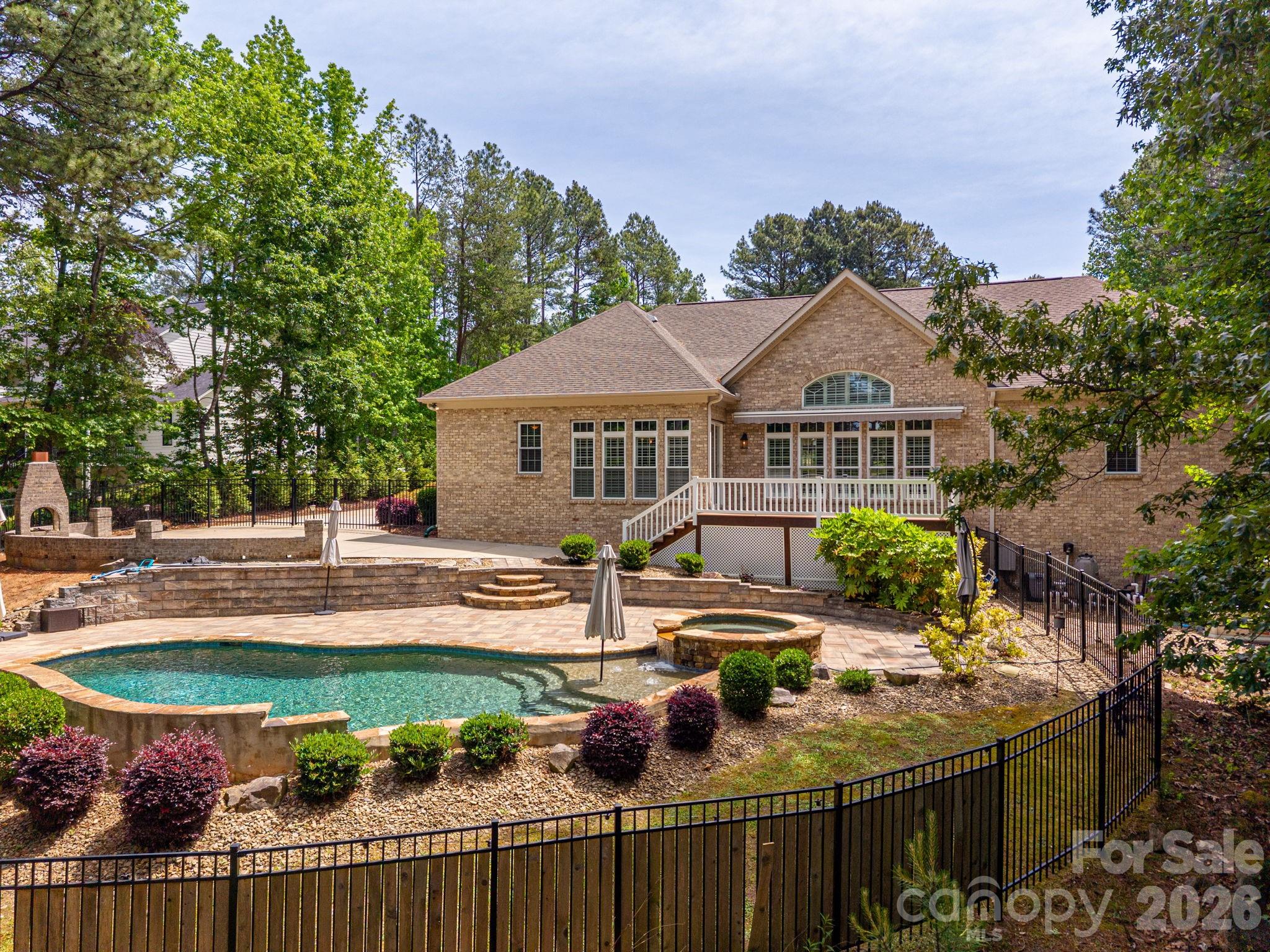 6627 Harbor Oaks Drive