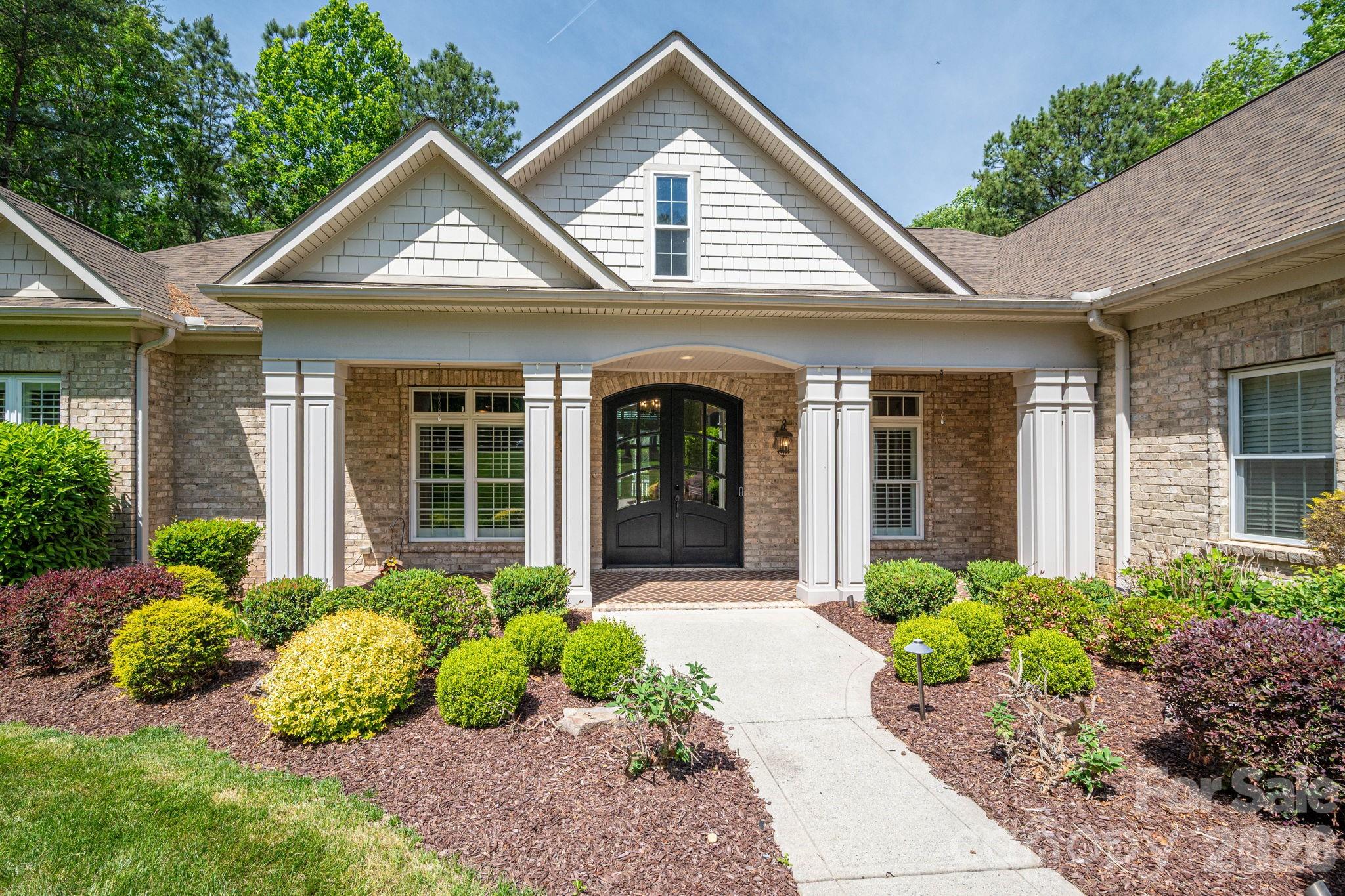 6627 Harbor Oaks Drive