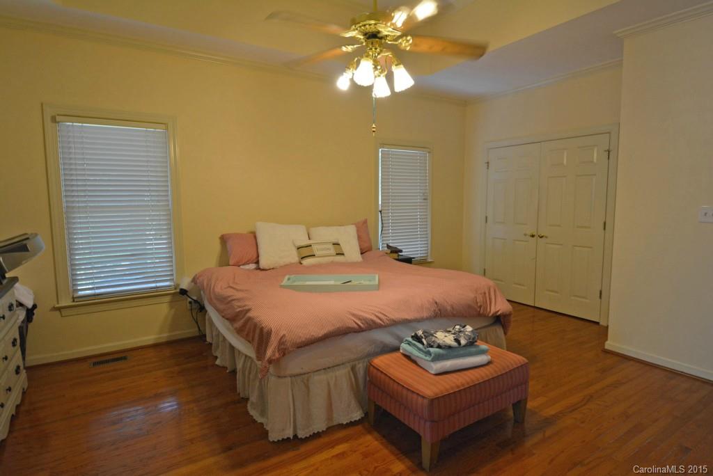 Country Club Estates - Residential