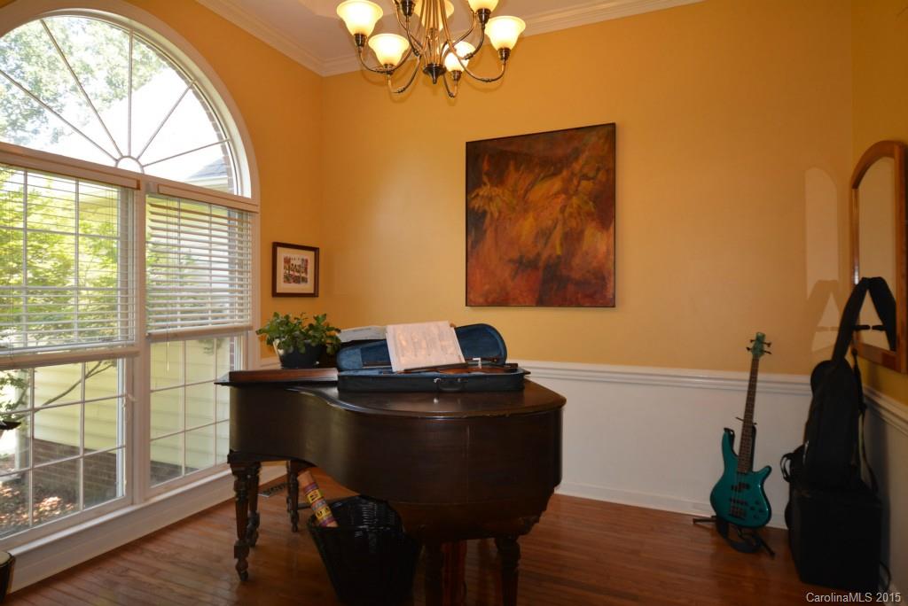 Country Club Estates - Residential