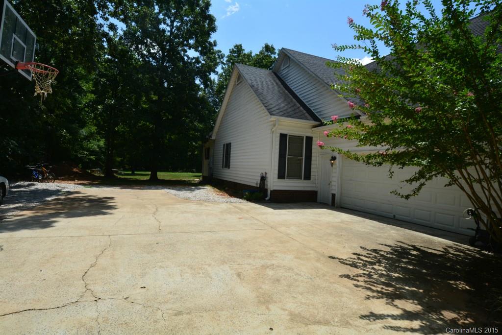 Country Club Estates - Residential